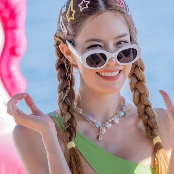 Final Price! Celine CL40194U 25A Sunglasses - Picture 4 of 10